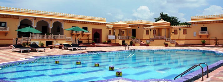 1394/Amar Mahal - Orchha 09.jpg